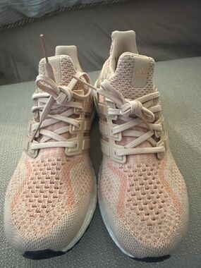 adidas Women's Pale Pink Knit Lace-Up Running Sneakers
